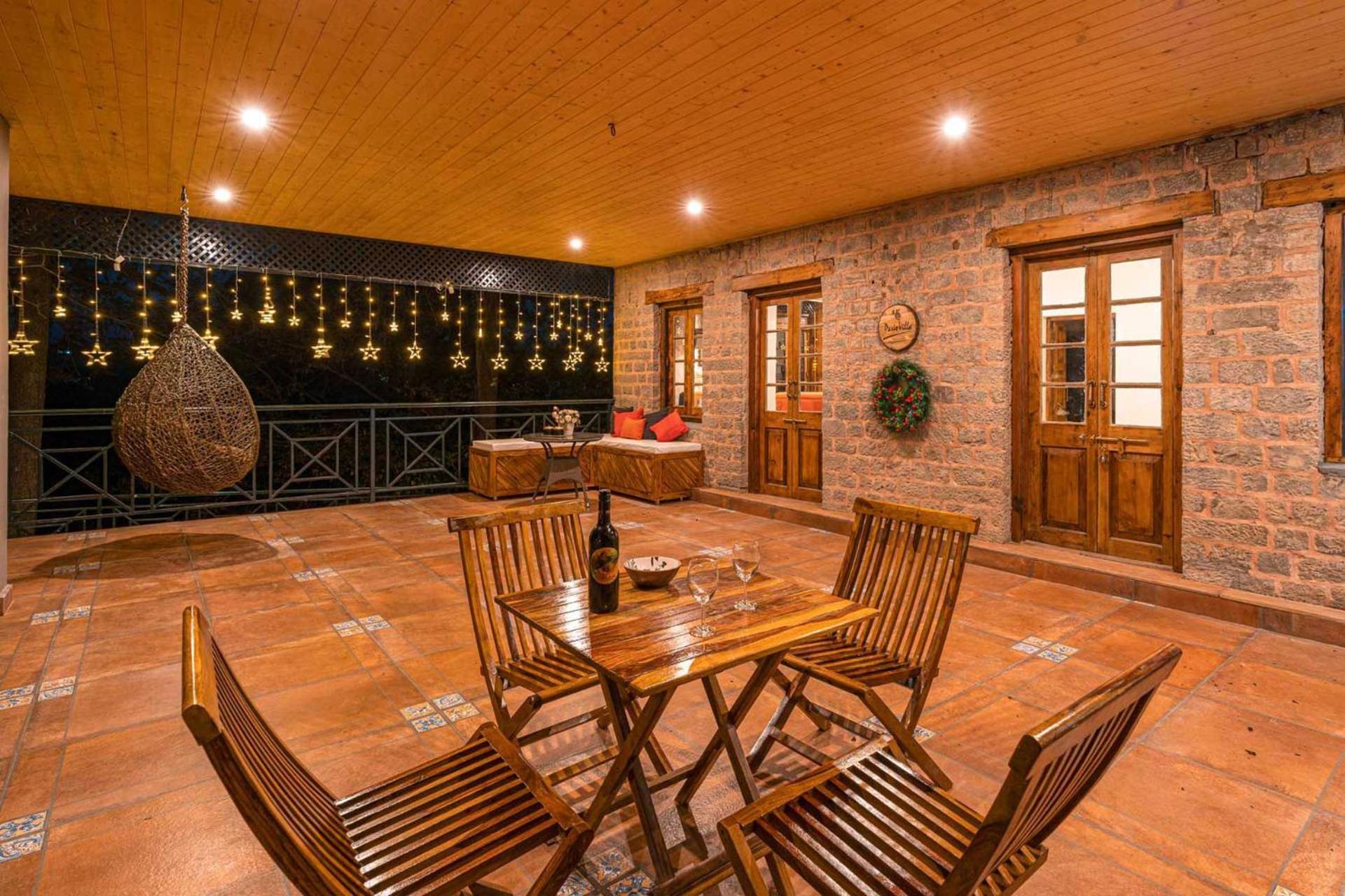 Stayvista At Paris Villa With Pvt Pool & Valley View Kasauli Bagian luar foto